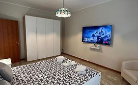 Appartamento privato a piacenza con 3 camere matrimoniali
