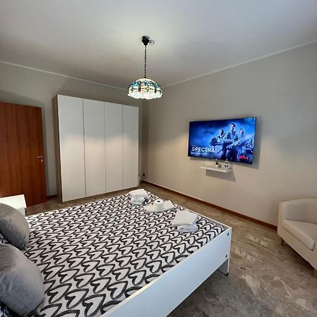 Appartamento privato a piacenza con 3 camere matrimoniali Esterno foto
